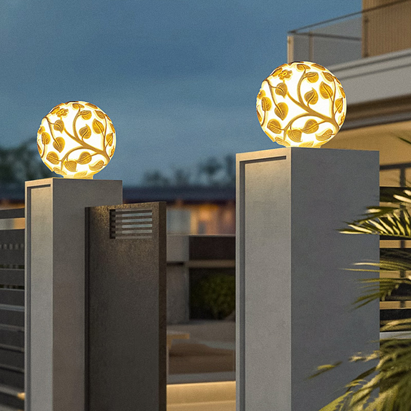 Outdoor column lights solar LE - đánh giá và giá Outdoor Lighting Lamp